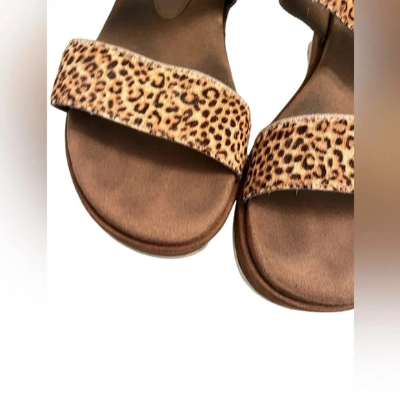 VERY VOLATILE Womens Amyjane Platform Athletic Sandals Casual Low Heel 1-2" - Picture 2 of 8